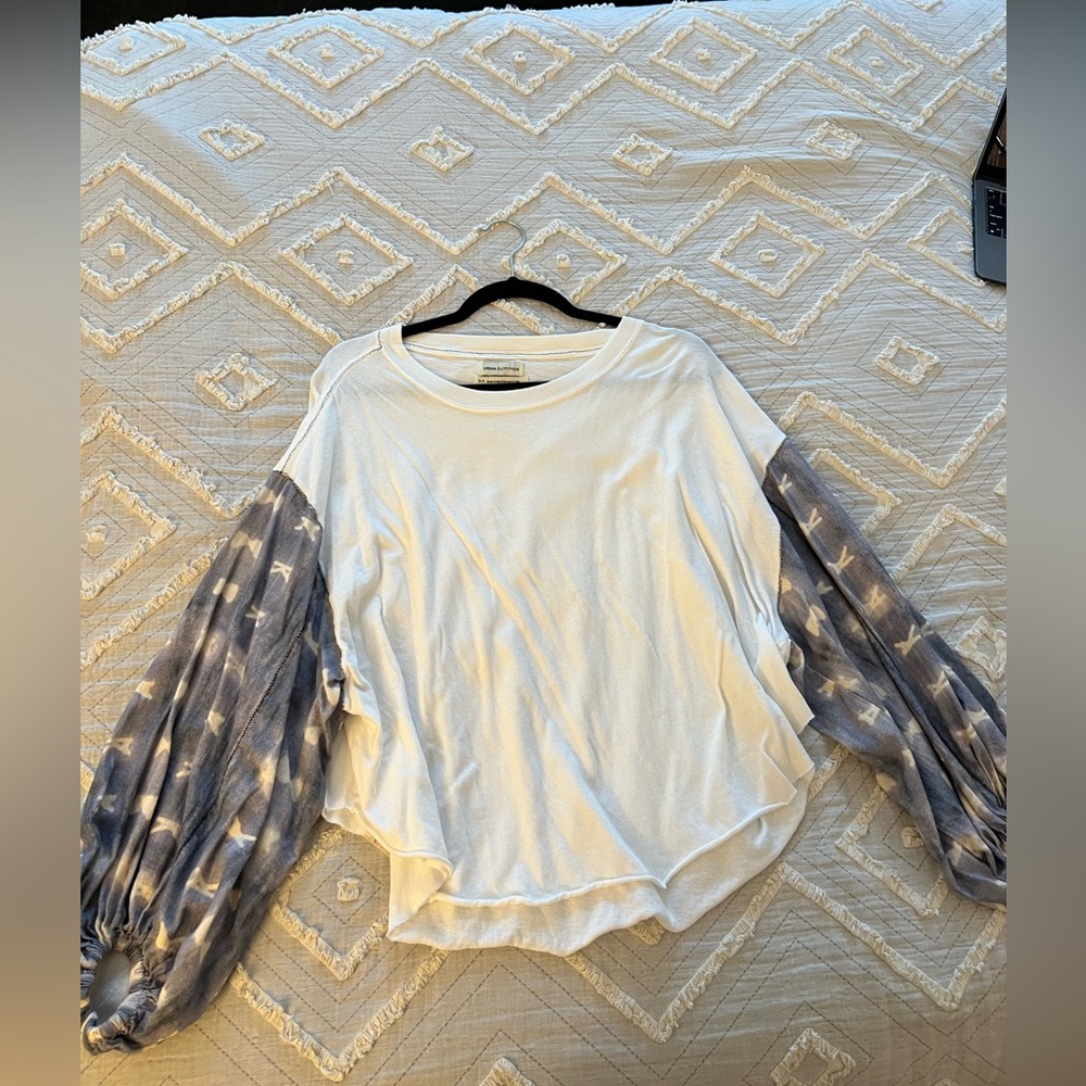 urban outfitters balloon sleeve tie die top
